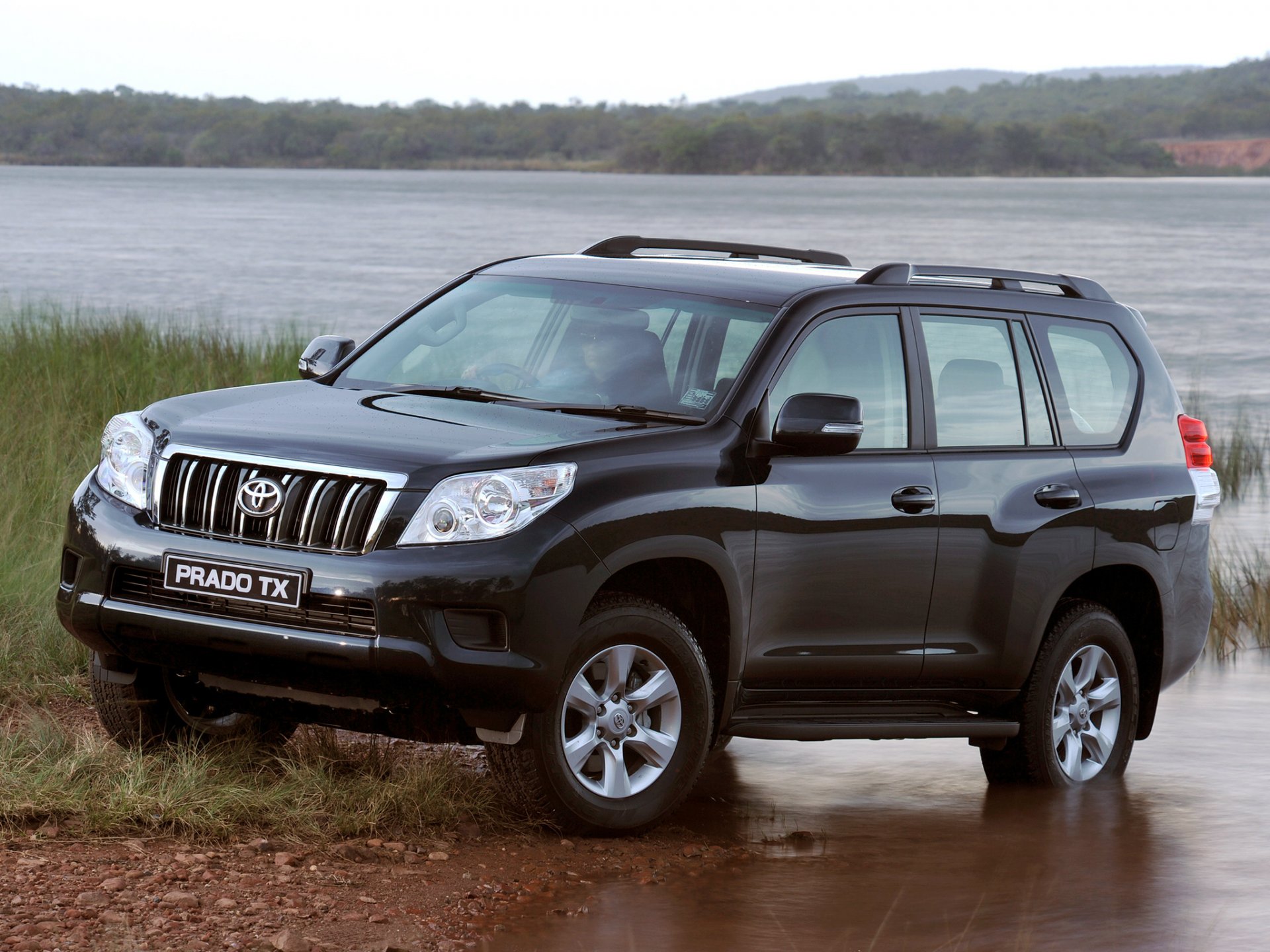 toyota land cruiser prado tlc 150 prado suv jeep carta da parati acqua riva toyota terra cruiser tlc 150 prado texas 5 porte za-spec auto auto giappone