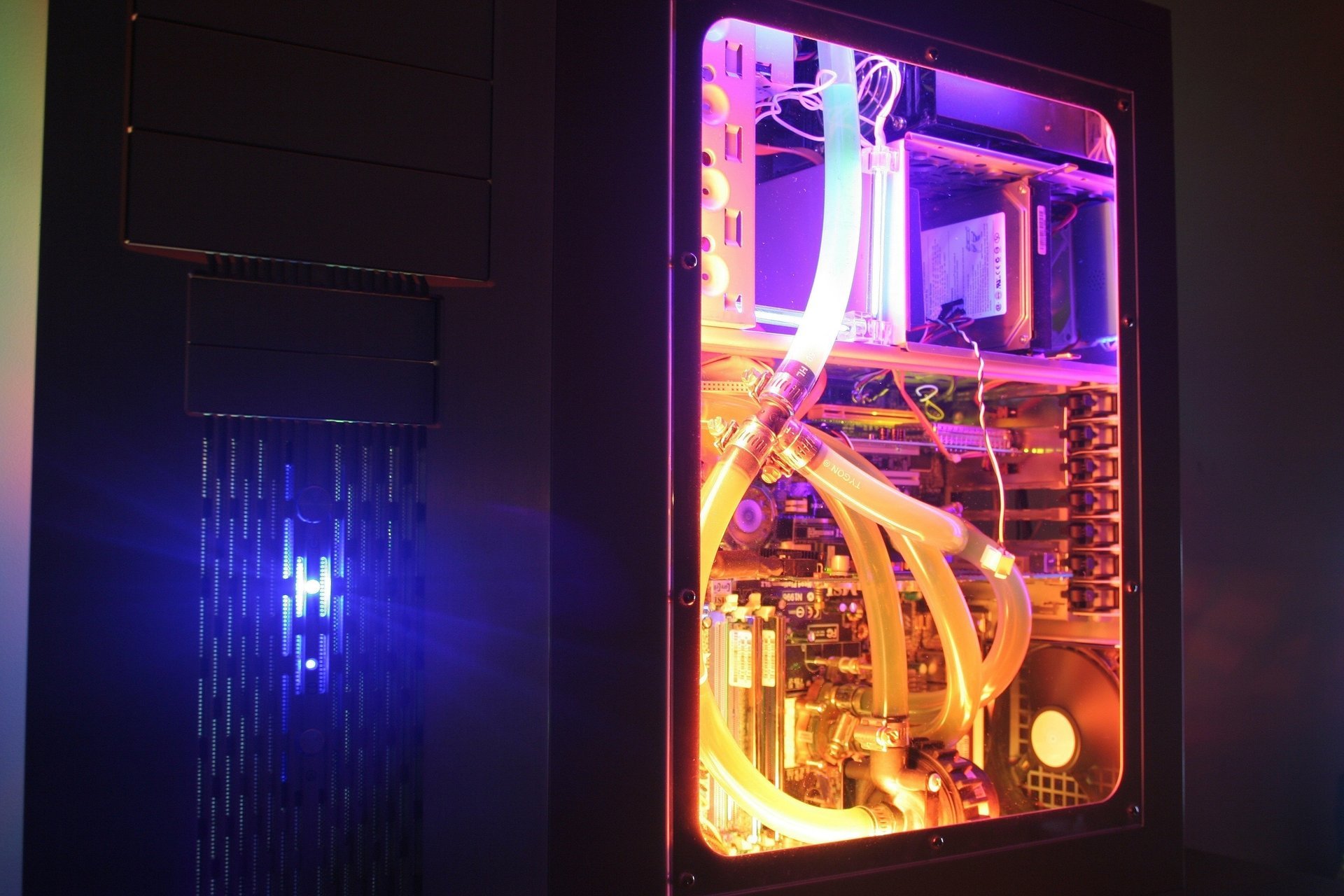 silverstone tecnologia ingranaggi di controllo progettazione ingegneria