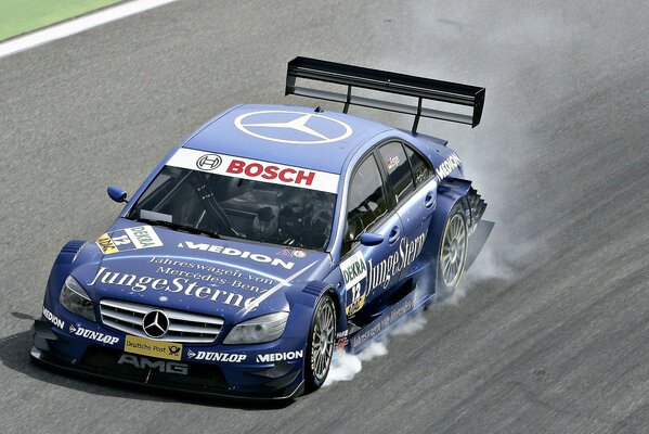 Auto mercedes benz Racing Sport