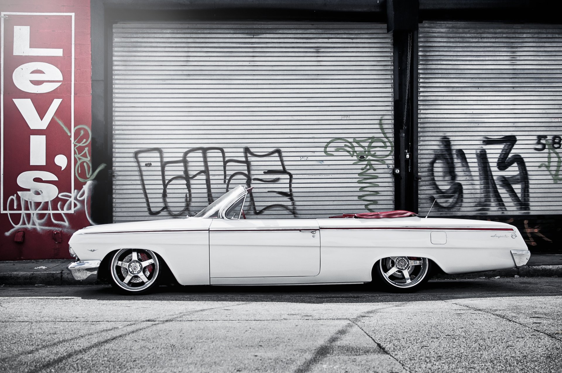 chevrolet impala bianco chevrolet bianco convertibile strada graffiti