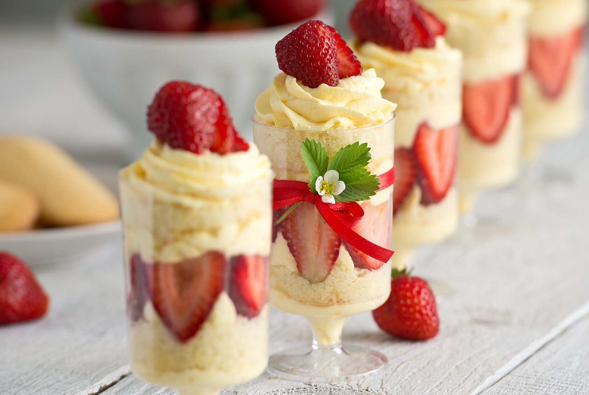 fragole bacche cibo dolce dessert