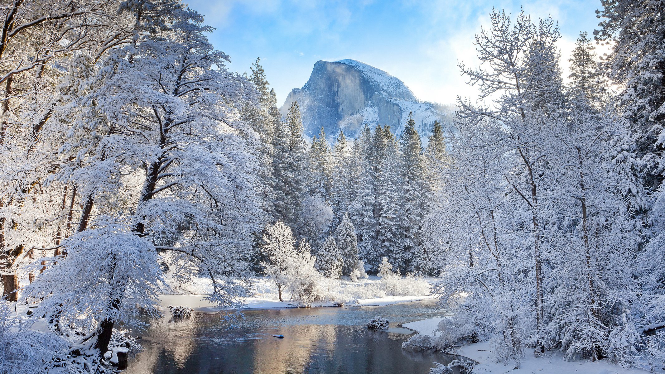 cielo montagne inverno fiume alberi neve