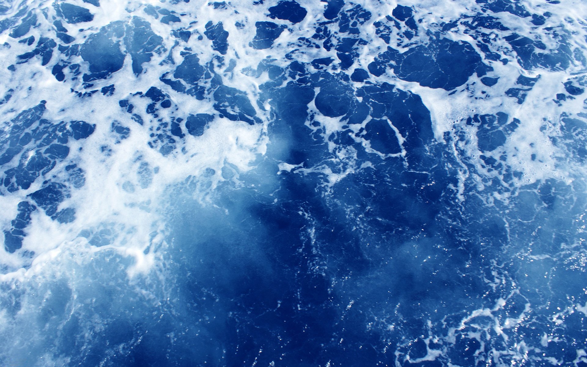 mare onde schiuma blu