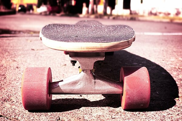 Un vecchio skate con un fmltr di destra non è così vecchio
