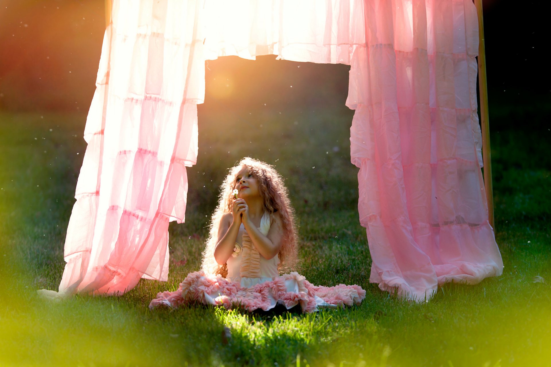 sognatore ragazza vestito bambino fotografia
