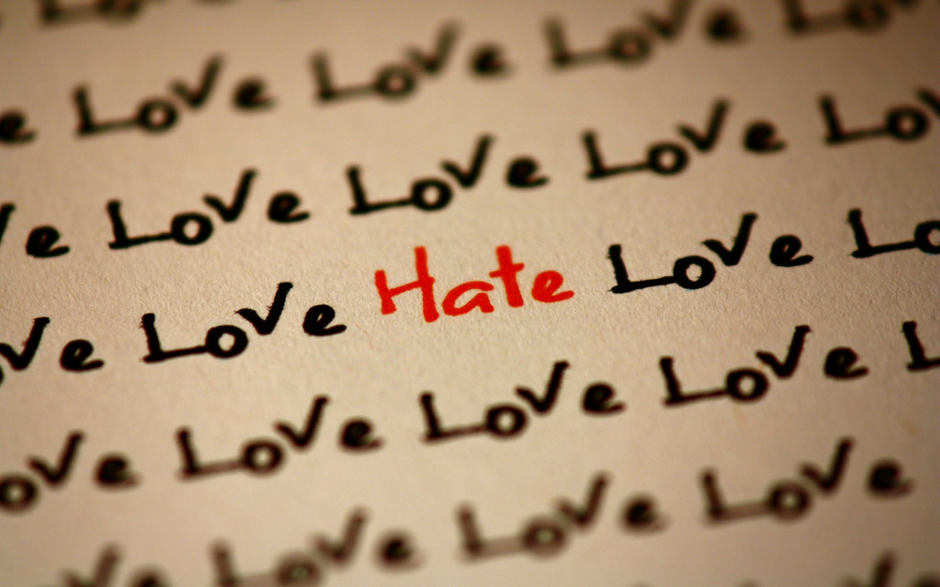 parole iscrizione amore odio
