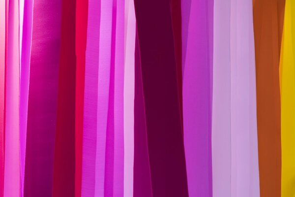 Trame nei toni del fucsia e Bordeaux