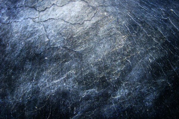 Muro incrinato AL CHIARO DI LUNA