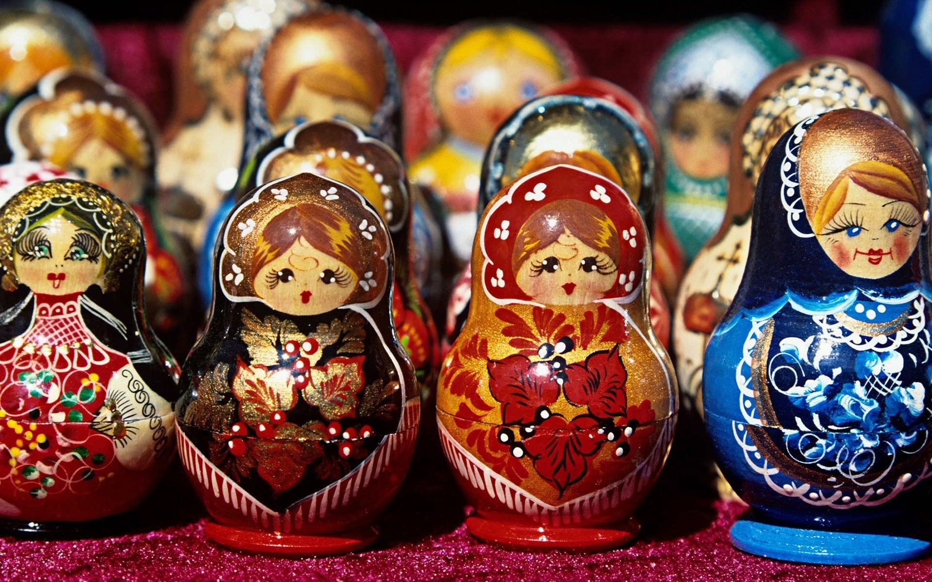 giocattoli souvenir bambole di nidificazione