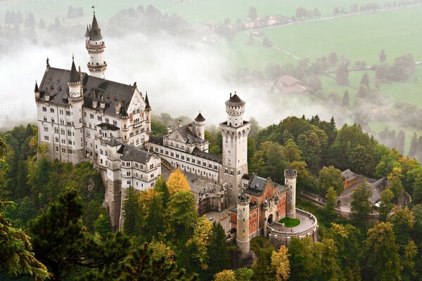 Un antico castello in Germania in Baviera avvolto nel mistero