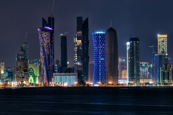 Luci Della Città del Qatar di notte