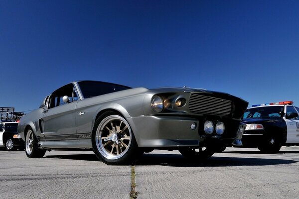 Ford Mustang Retro carriola