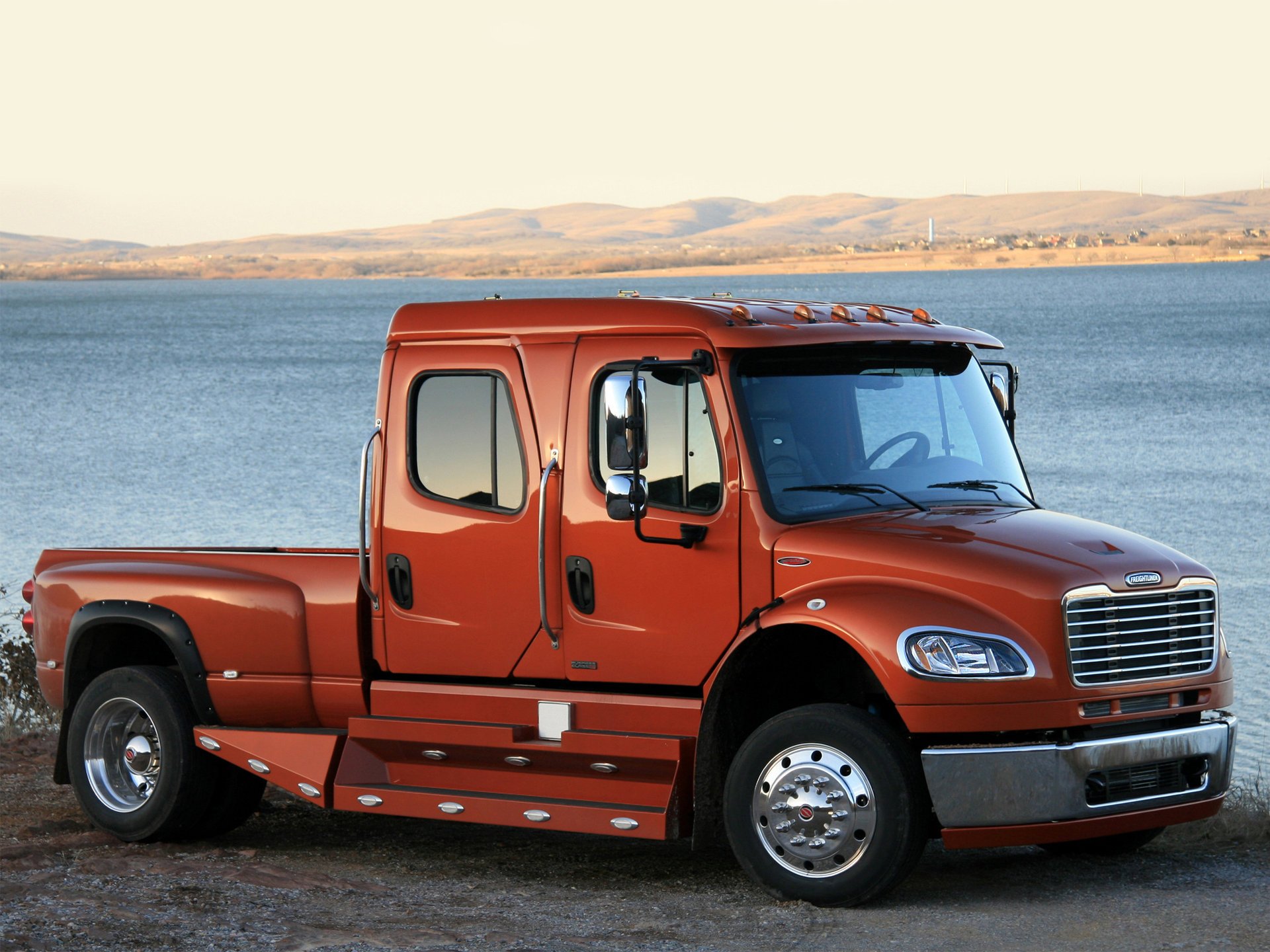 freightliner camion trattore bello potenza