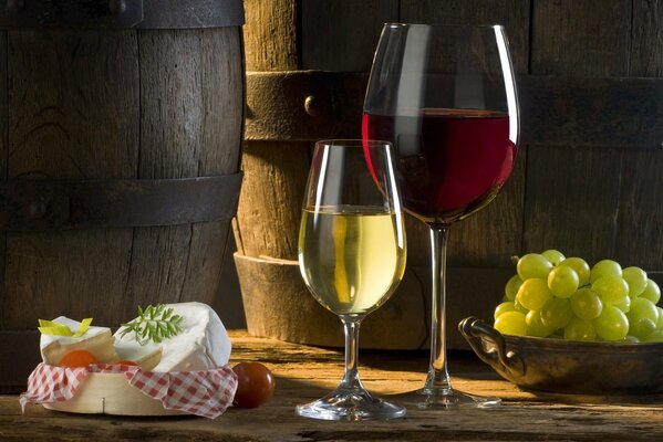 Bicchiere di krss e vino bianco
