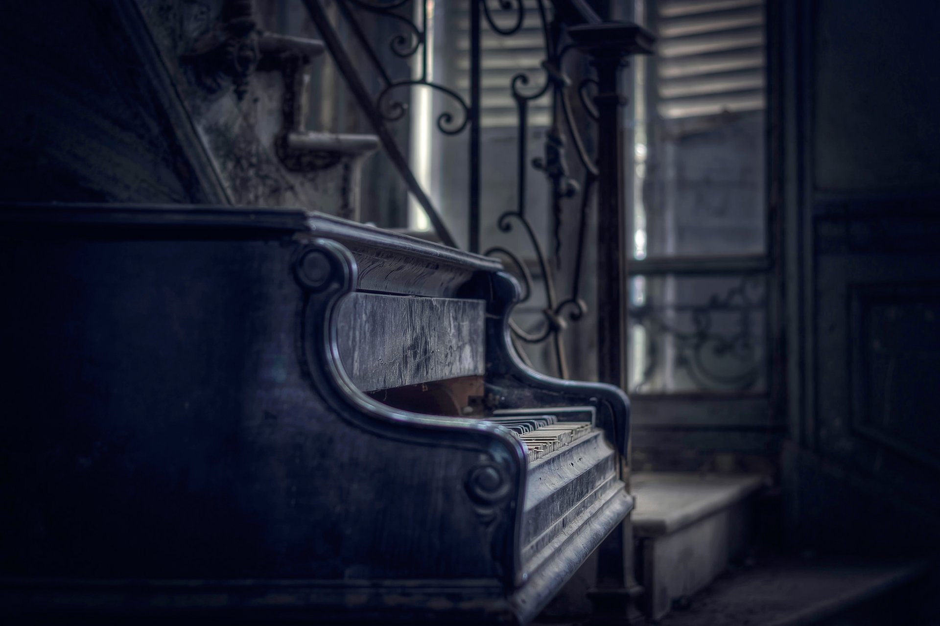 pianoforte tasti polvere