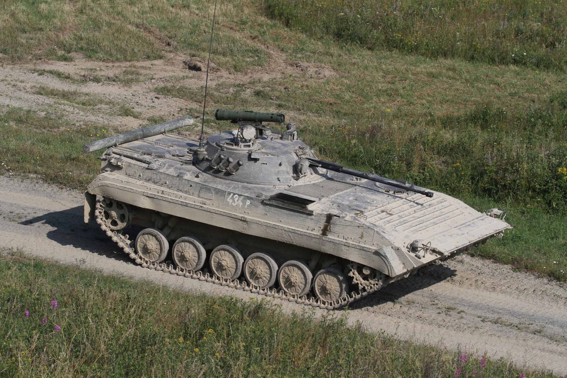 bmp-2 veicolo da combattimento di fanteria
